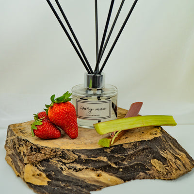 Strawberry & Rhubarb Reed Diffuser