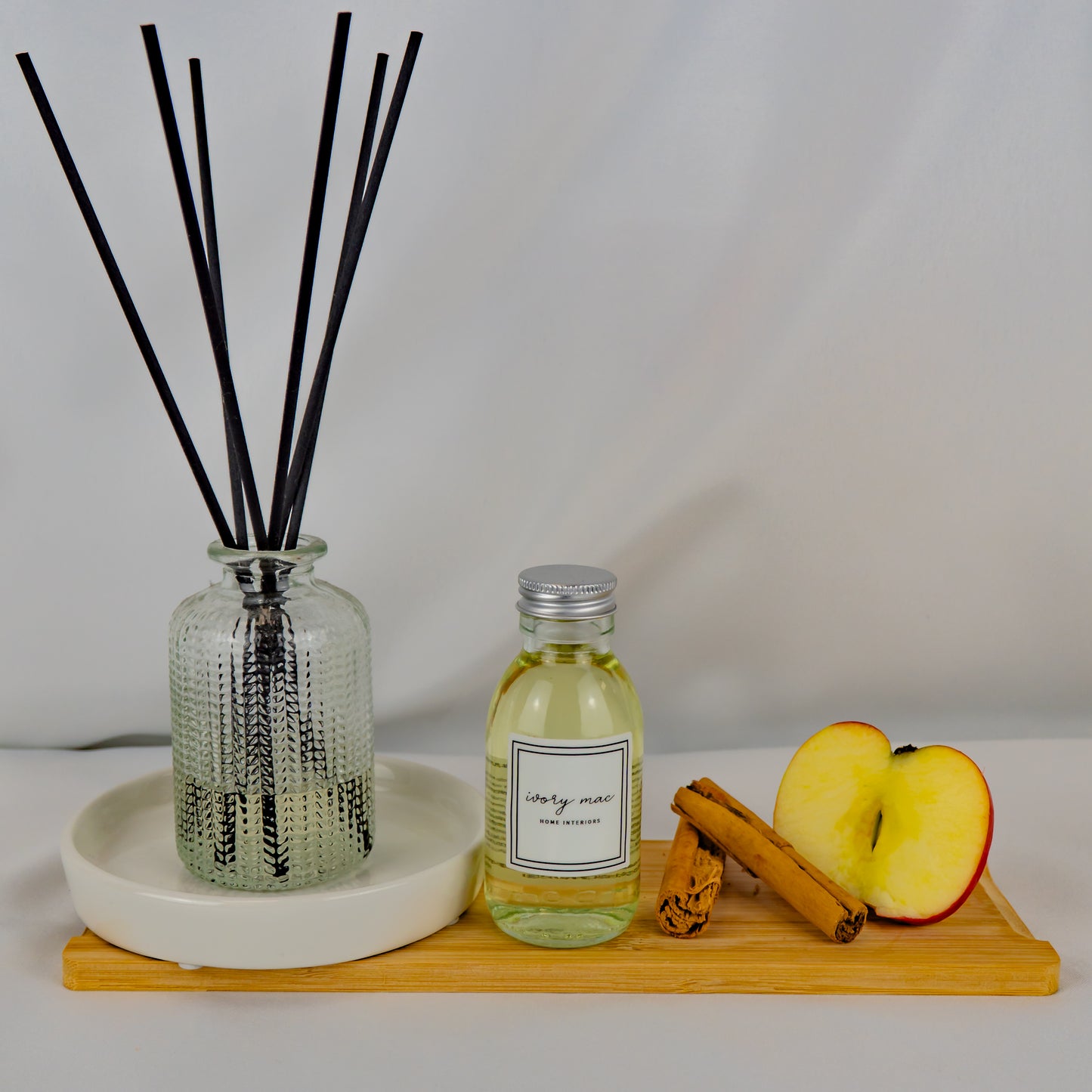 Cinnamon & Apple 100ml Reed Diffuser Refill