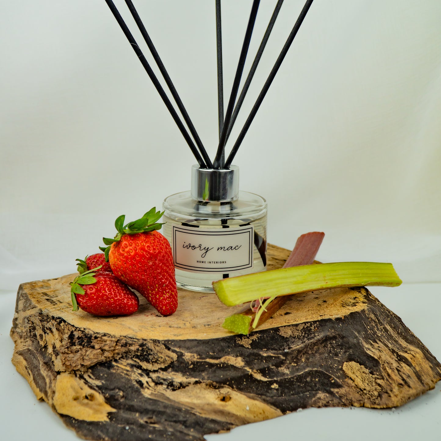 Strawberry & Rhubarb 100ml Reed Diffuser