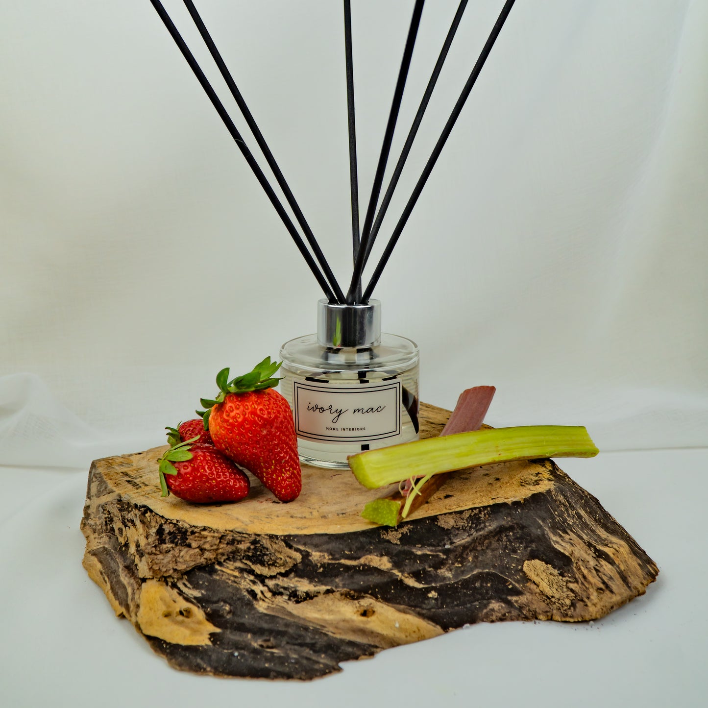 Strawberry & Rhubarb 100ml Reed Diffuser