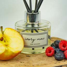 Winter Berries Reed Diffuser