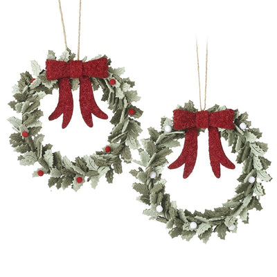 Felt Holly Leaf Wreaths with Red Bow